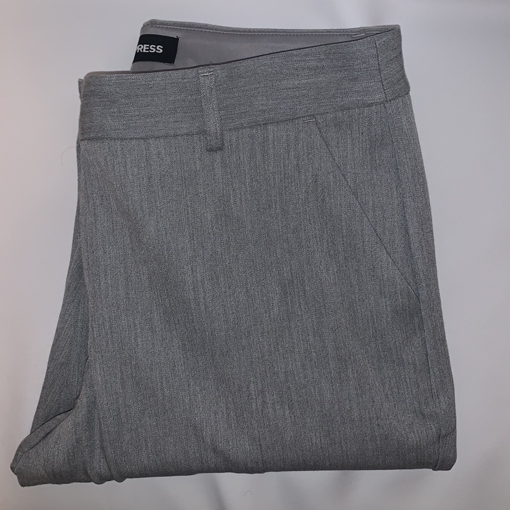 EXPRESS- Grey Capri Pants